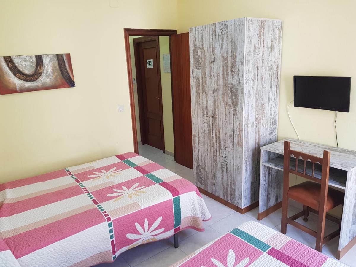 Hostal Virgen Del Rocio Ronda Zewnętrze zdjęcie